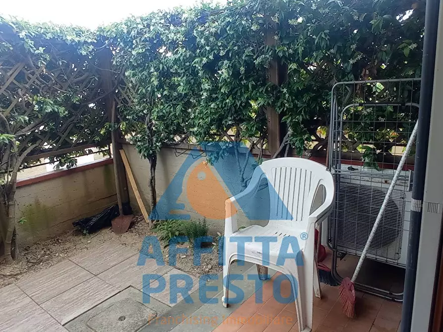 Immagine 34 di Appartamento in affitto  a Empoli