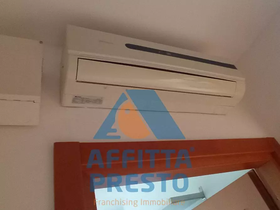 Immagine 38 di Appartamento in affitto  a Empoli