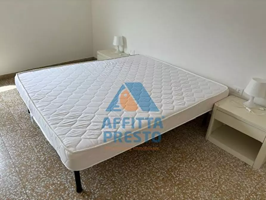 Immagine 13 di Camera in affitto  a Empoli