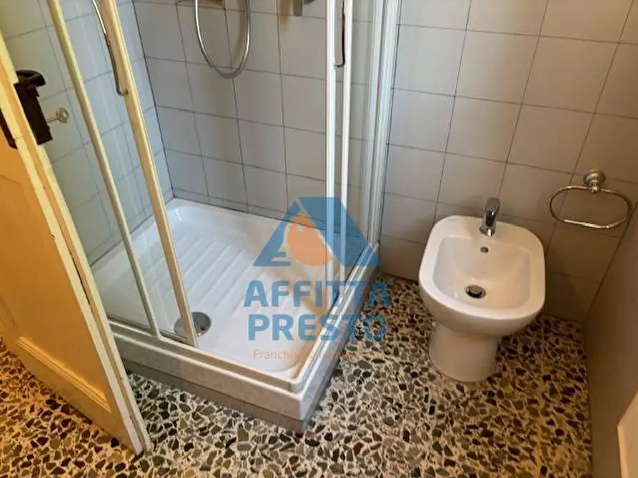 Immagine 12 di Appartamento in affitto  a Empoli