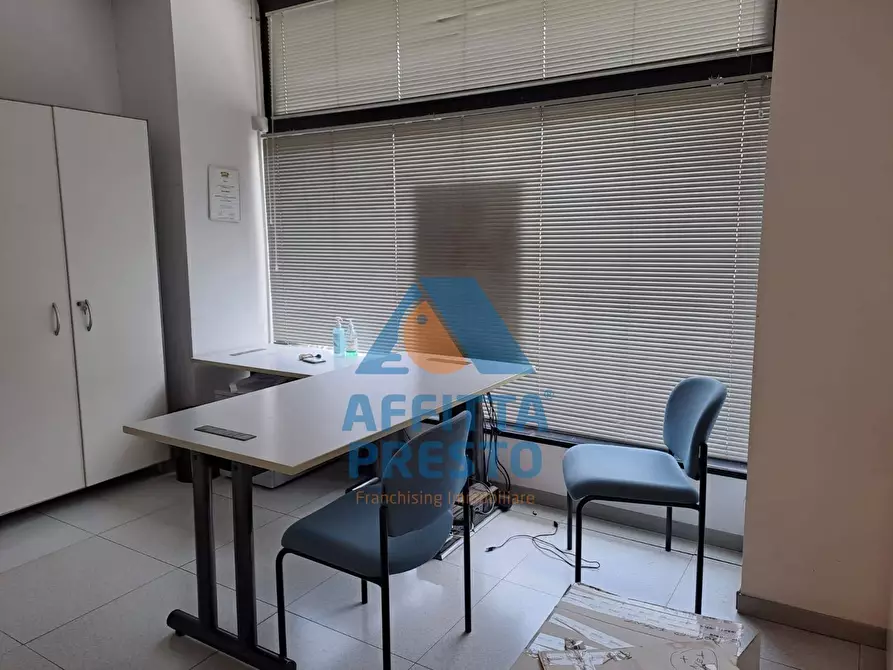 Immagine 12 di Ufficio in affitto  a Empoli