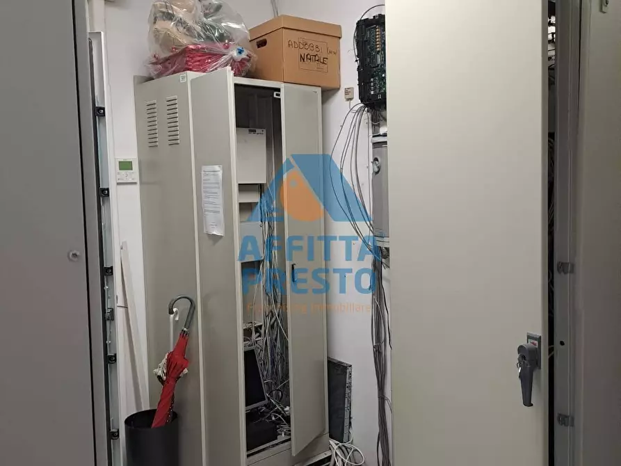 Immagine 17 di Ufficio in affitto  a Empoli