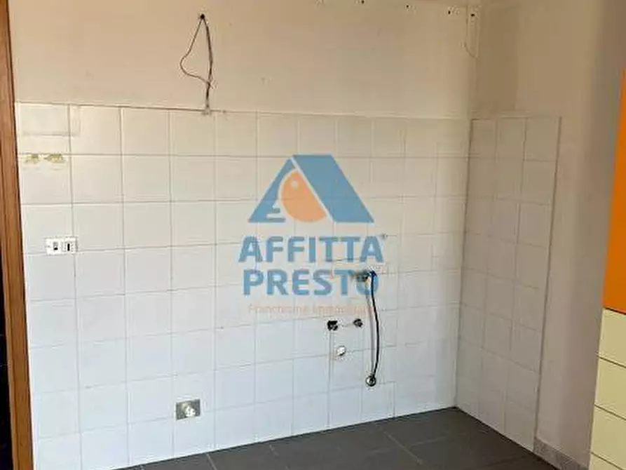 Immagine 11 di Appartamento in affitto  a Empoli