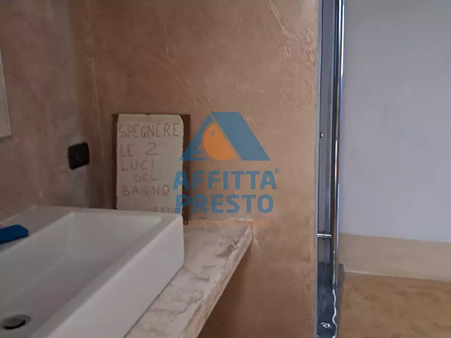 Immagine 8 di Camera in affitto  a Santa Croce Sull'arno