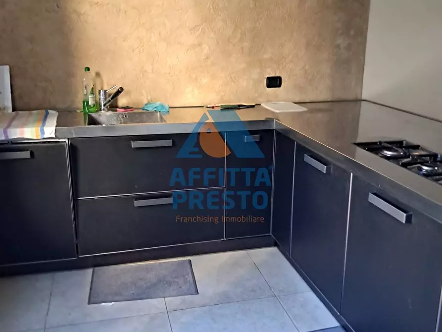 Immagine 6 di Camera in affitto  a Santa Croce Sull'arno