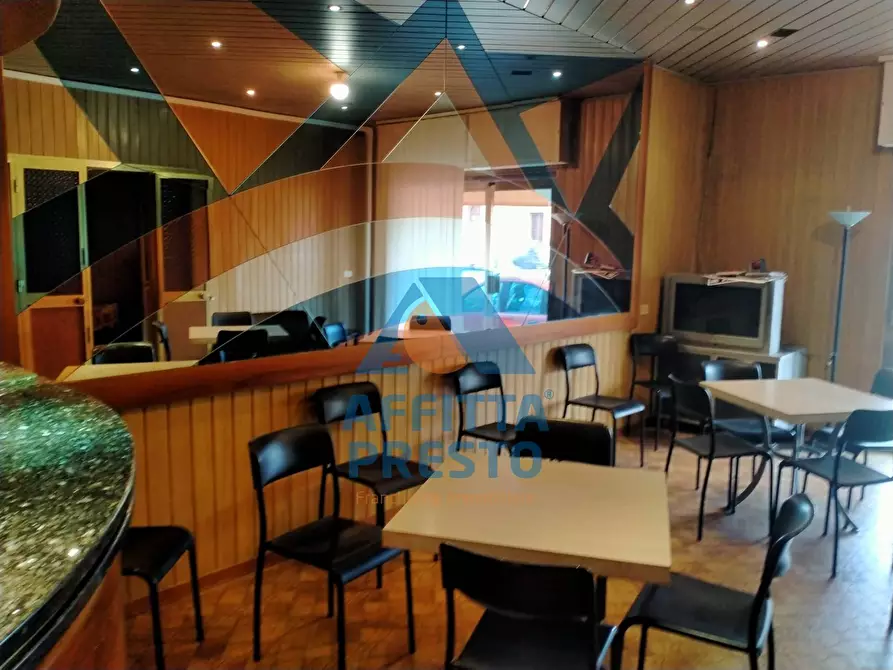 Immagine 4 di Attività commerciale in vendita  a Montopoli In Val D'arno
