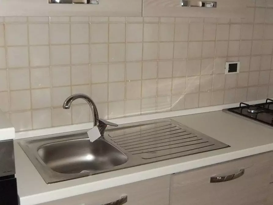 Immagine 3 di Appartamento in affitto  a Empoli