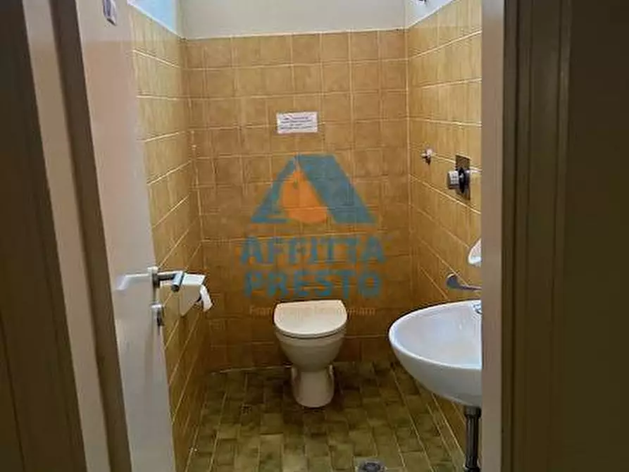 Immagine 9 di Capannone industriale in vendita  a Vinci