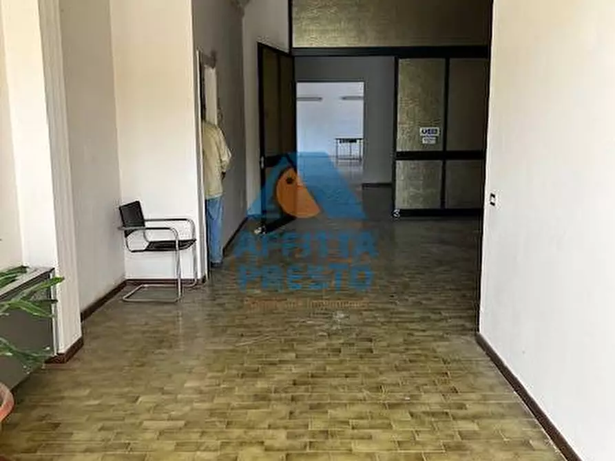 Immagine 11 di Capannone industriale in vendita  a Vinci