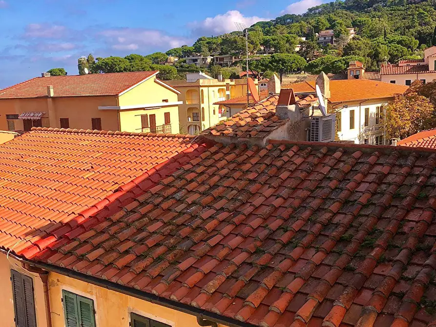 Immagine 1 di Casa semindipendente in vendita  a Marciana Marina