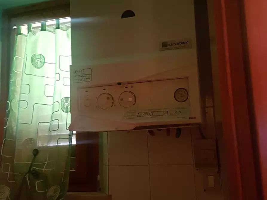 Immagine 2 di Ufficio in affitto  a Empoli