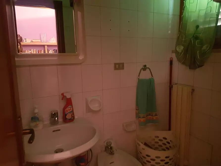 Immagine 3 di Ufficio in affitto  a Empoli