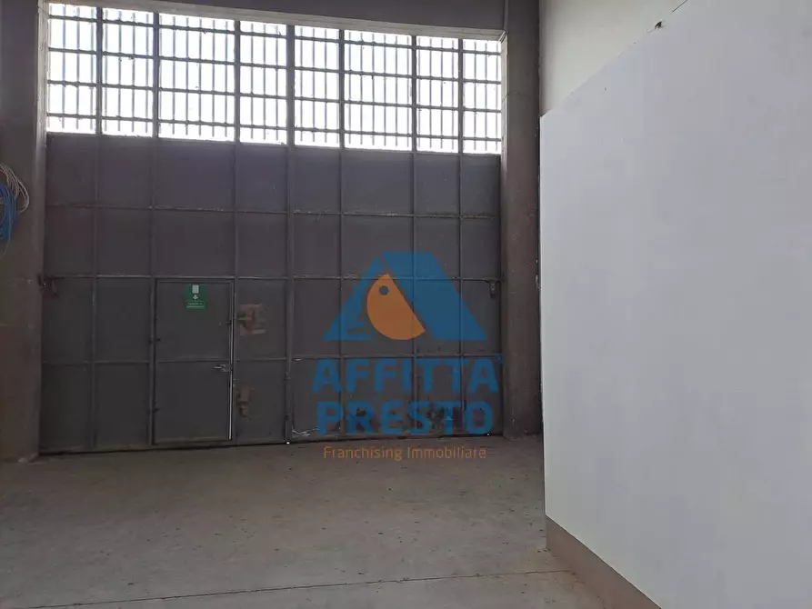 Immagine 13 di Capannone industriale in vendita  a Empoli