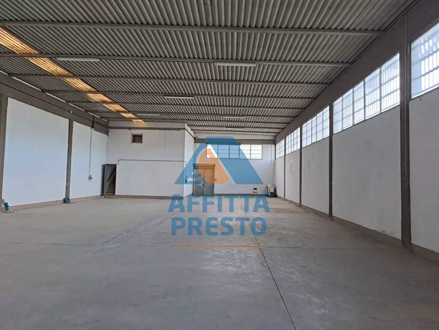 Immagine 15 di Capannone industriale in vendita  a Empoli