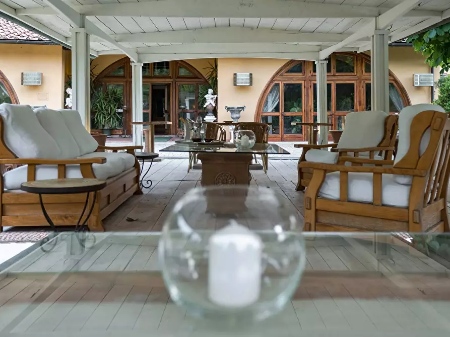 Immagine 3 di Attività commerciale in affitto  a Rignano Sull'arno