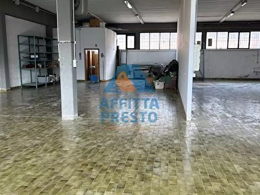 Immagine 7 di Capannone industriale in vendita  a Vinci