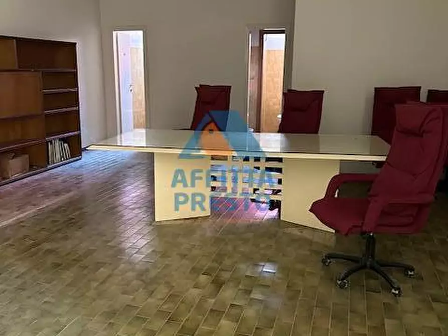 Immagine 5 di Capannone industriale in vendita  a Vinci