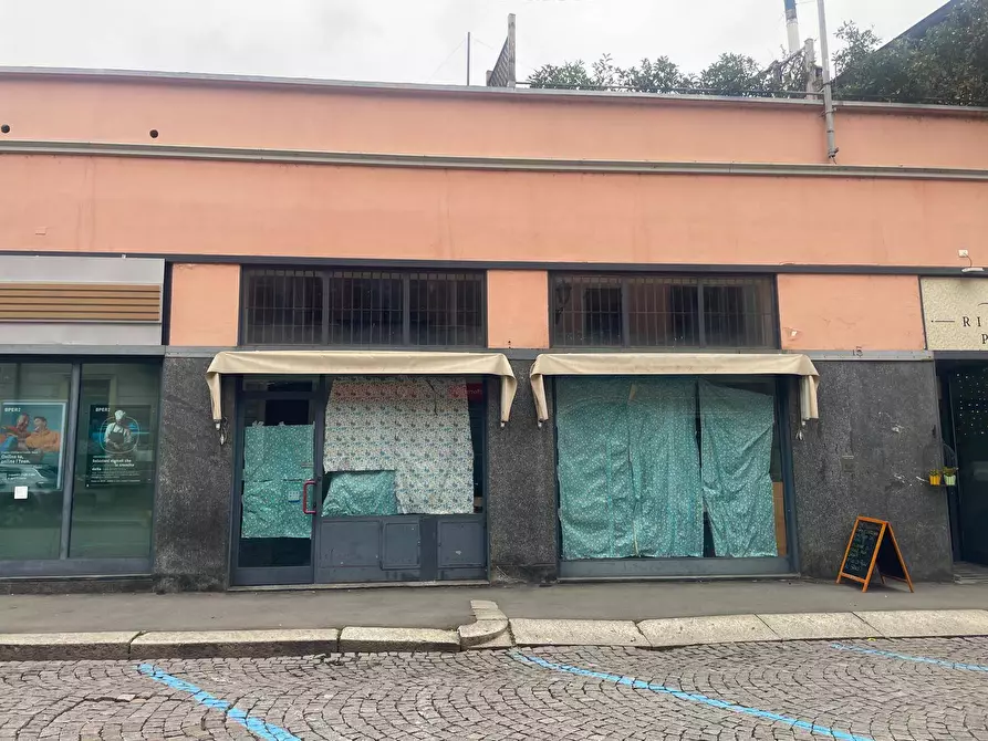 Immagine 13 di Negozio in affitto  in Via Po 5 a Chivasso