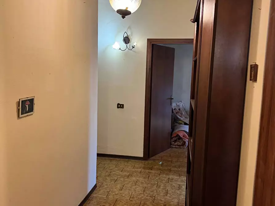 Immagine 3 di Casa semindipendente in vendita  a Lamporecchio