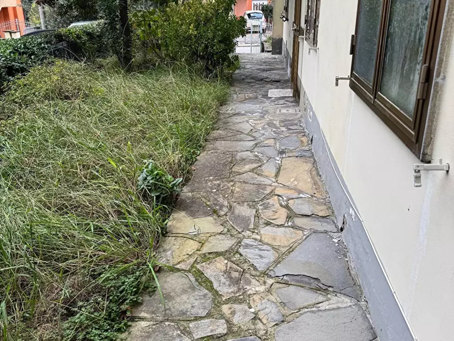 Immagine 14 di Casa semindipendente in vendita  a Lamporecchio