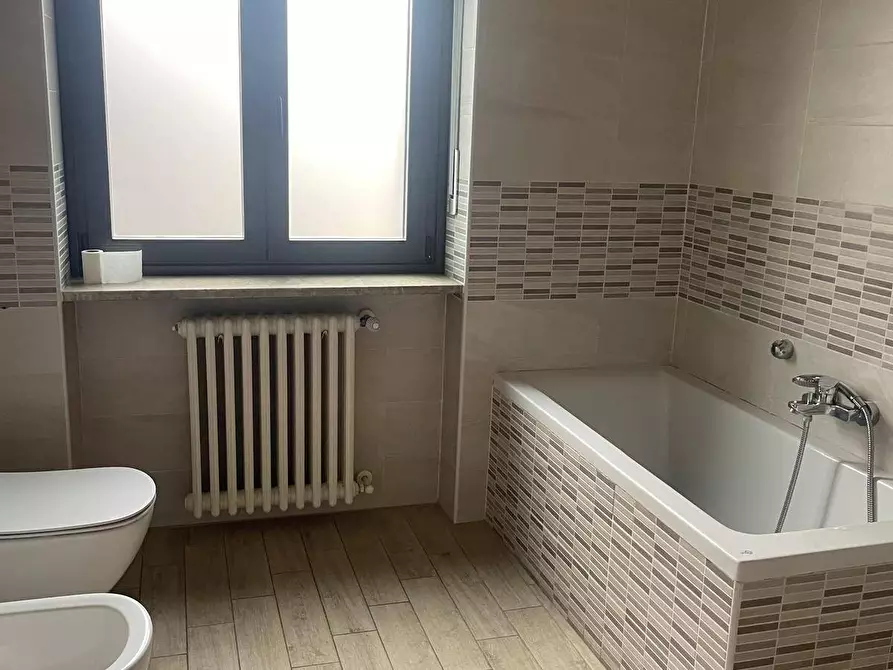 Immagine 25 di Appartamento in affitto  in VIA PAOLO REGIS 11 a Chivasso