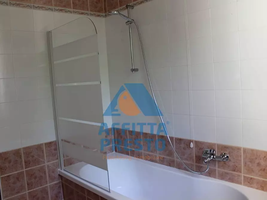 Immagine 4 di Appartamento in affitto  a Fucecchio