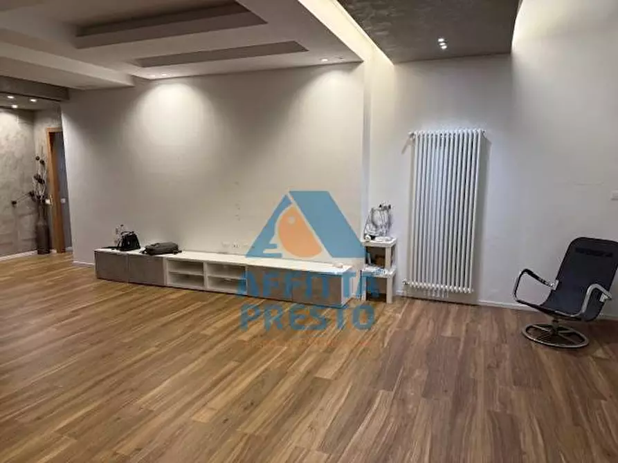 Immagine 15 di Attico in affitto  a Empoli