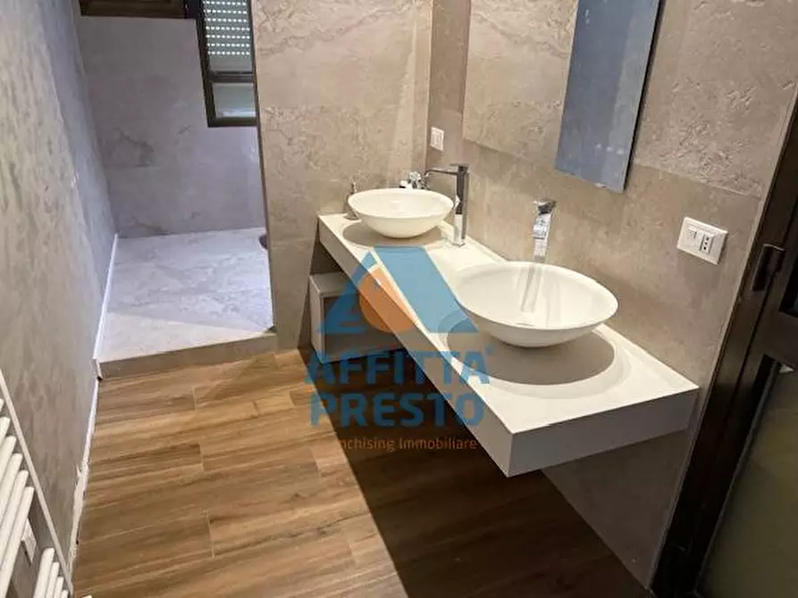 Immagine 23 di Attico in affitto  a Empoli