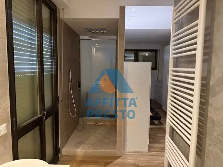 Immagine 26 di Attico in affitto  a Empoli