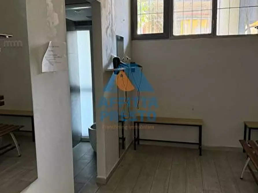 Immagine 7 di Magazzino in affitto  a Empoli