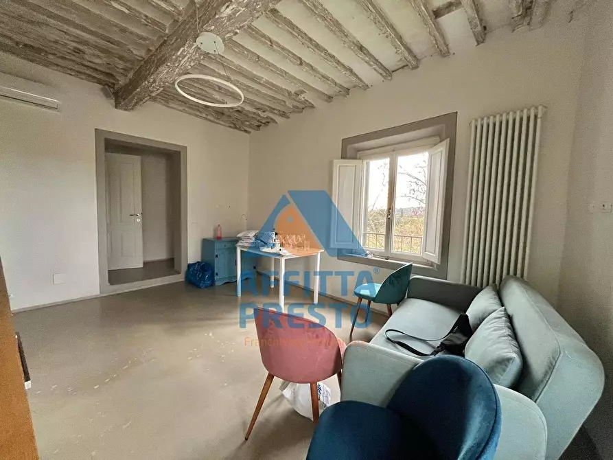 Immagine 11 di Appartamento in affitto  a Capraia E Limite