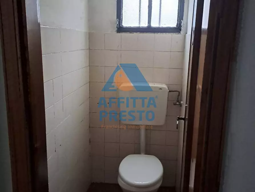 Immagine 5 di Attività commerciale in vendita  a Lamporecchio