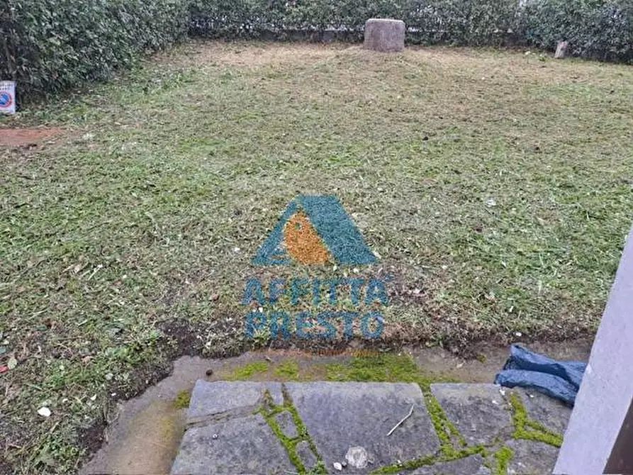 Immagine 6 di Attività commerciale in vendita  a Lamporecchio