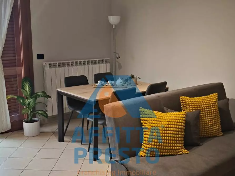 Immagine 7 di Appartamento in affitto  a Capraia E Limite