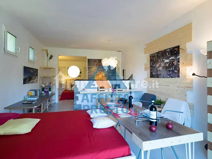 Immagine 1 di Appartamento in vendita  a Carmignano