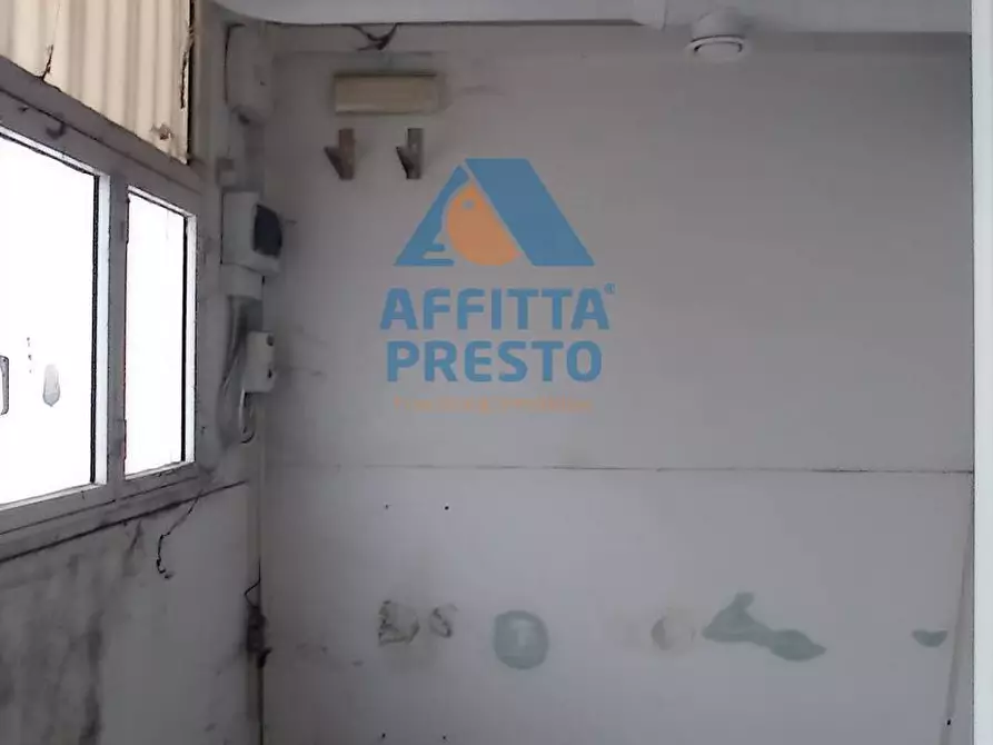Immagine 6 di Attività commerciale in affitto  a Empoli