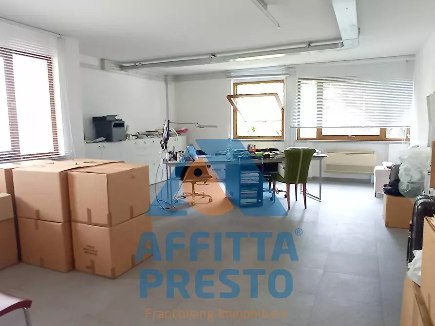 Immagine 4 di Ufficio in affitto  a Vinci