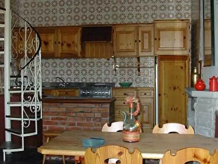 Immagine 12 di Appartamento in vendita  a Marciana