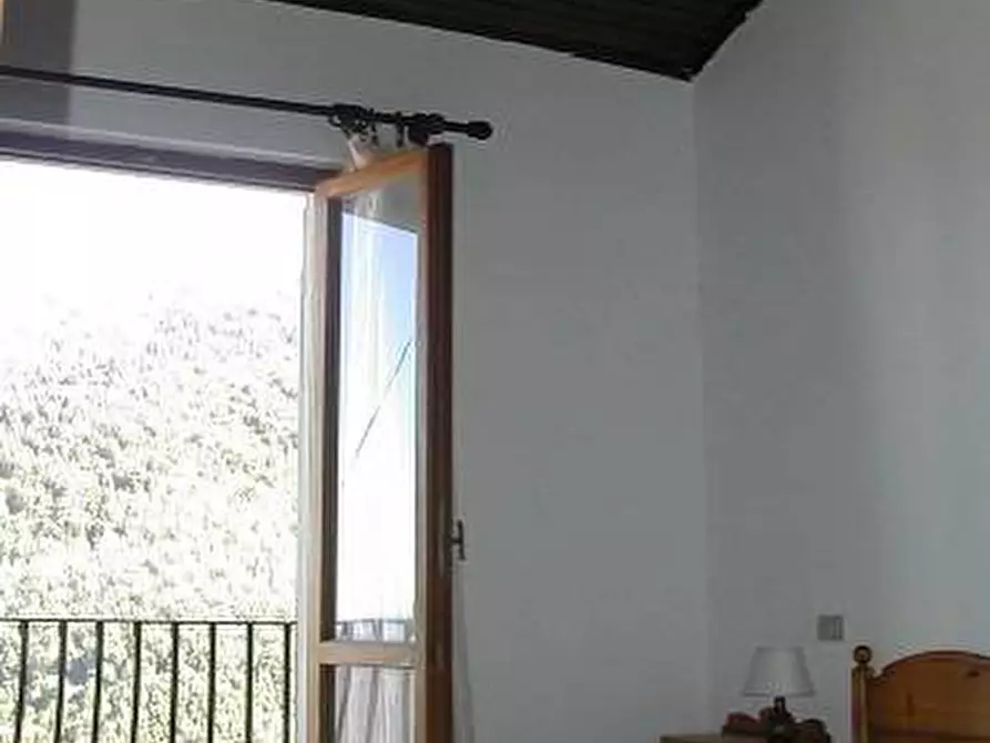 Immagine 14 di Appartamento in vendita  a Marciana