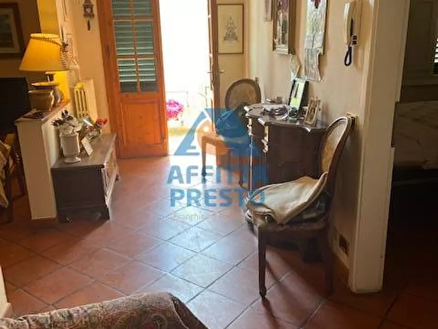 Immagine 2 di Appartamento in affitto  a Capraia E Limite