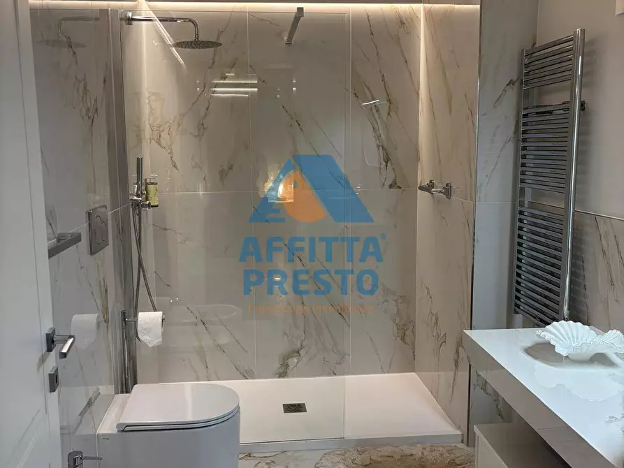 Immagine 13 di Appartamento in affitto  a Empoli