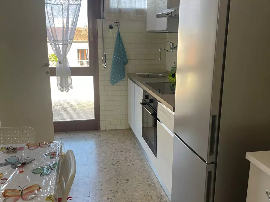 Immagine 5 di Appartamento in affitto  a Pontedera