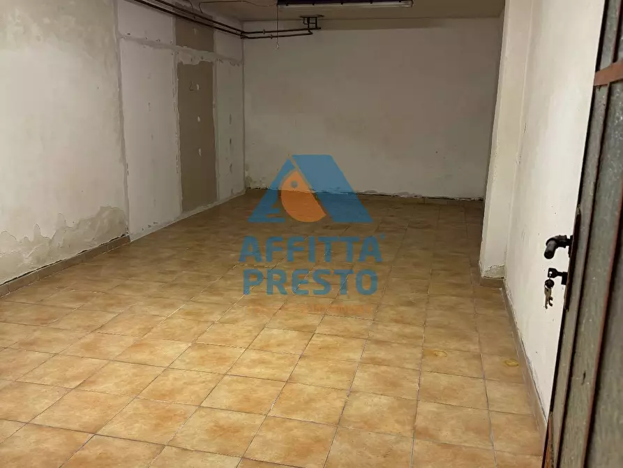 Immagine 1 di Magazzino in affitto  a San Miniato