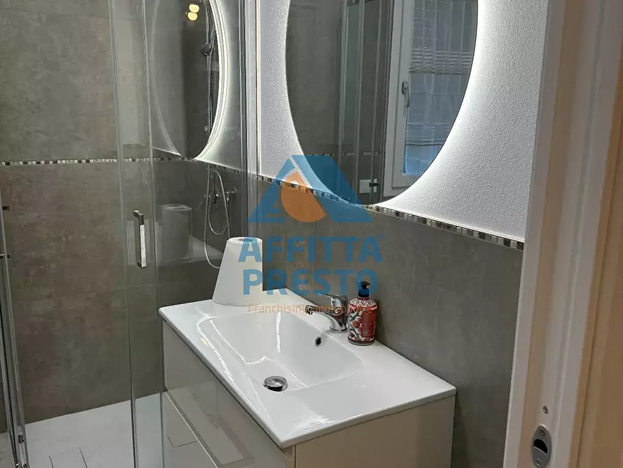 Immagine 7 di Appartamento in affitto  a Capraia E Limite