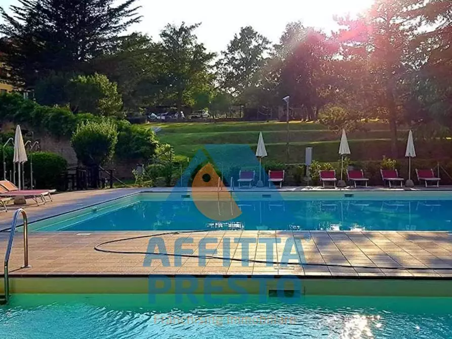 Immagine 1 di Attività commerciale in affitto  a Grosseto