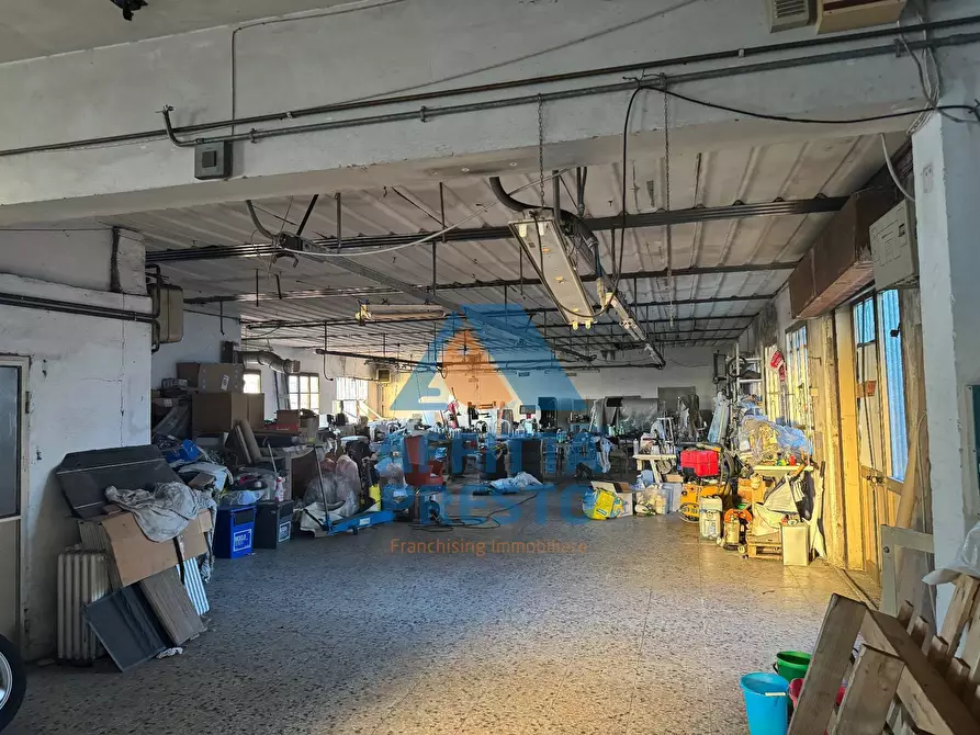 Immagine 11 di Appartamento in vendita  a Capraia E Limite