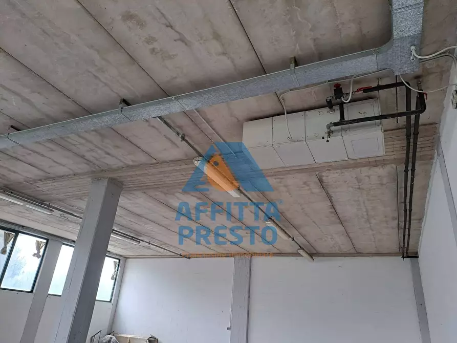 Immagine 3 di Laboratorio in affitto  a Empoli