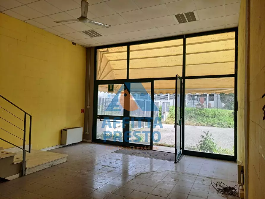 Immagine 5 di Laboratorio in affitto  a Empoli