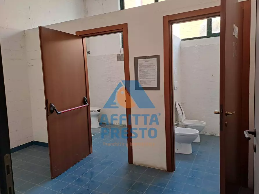 Immagine 10 di Laboratorio in affitto  a Empoli