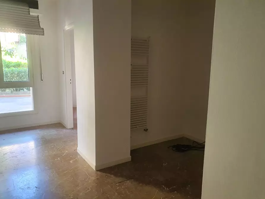 Immagine 14 di Appartamento in vendita  a Firenze